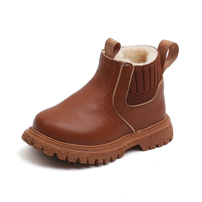 Bota de nieve para niños de piel. 