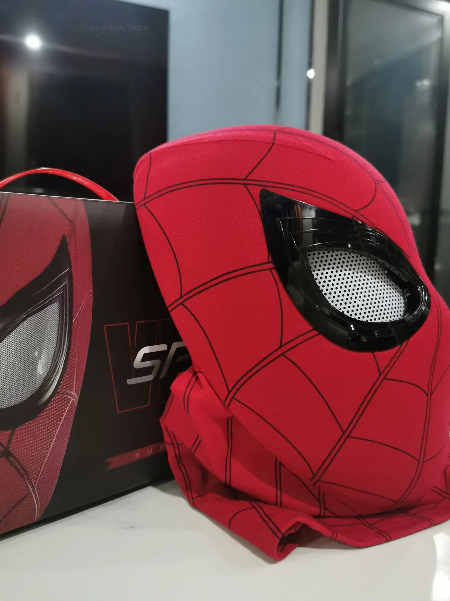 Spider Man Mask for Cosplay | Electronic mask with lights | Remote control