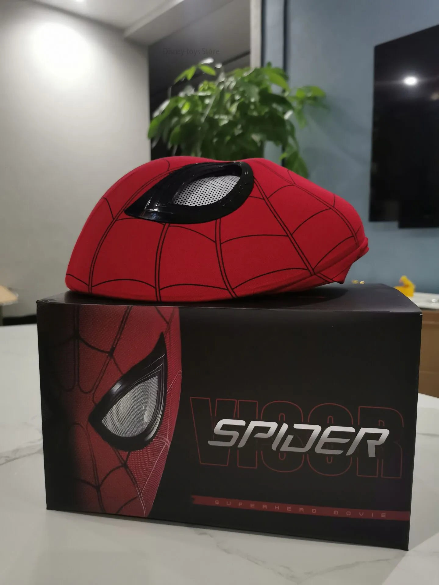 Spider Man Mask for Cosplay | Electronic mask with lights | Remote control